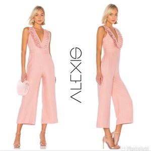 NWOT ALEXIS CROPPED PLEATED LINEN JUMPSUIT IN BLUSH! Size Small